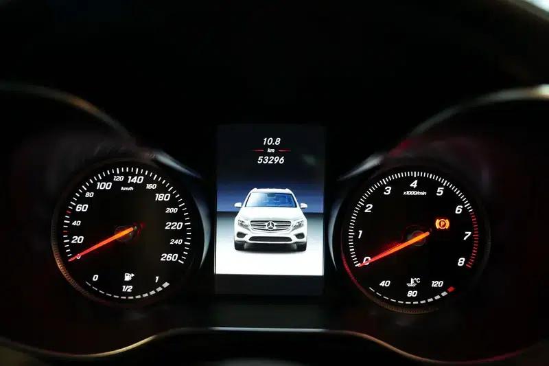 2017 Mercedes-Benz GLC 260 4MATIC Luxury — миниатюра 15