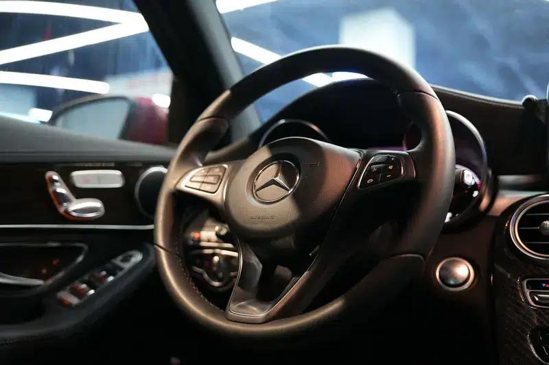 2017 Mercedes-Benz GLC 260 4MATIC Luxury — миниатюра 16