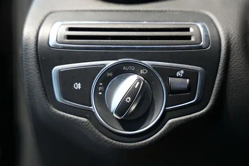 2018 Mercedes-Benz GLC Facelift: GLC 260 4MATIC Dynamic — миниатюра 15