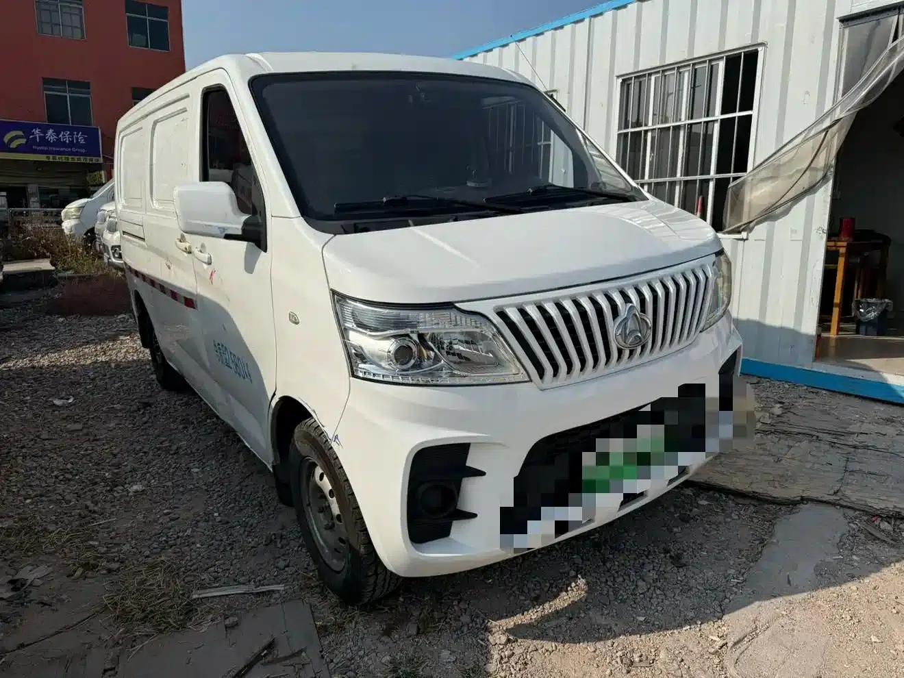 Changan Ruixing EM60 2021 Pure Electric Van (70kW) — миниатюра 4
