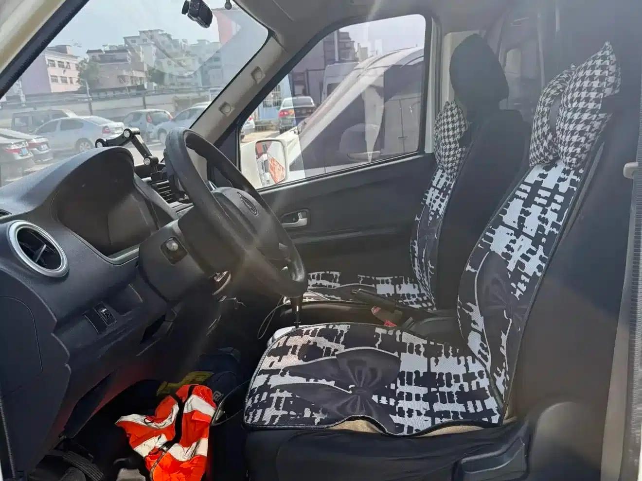 Changan Ruixing EM60 2021 Pure Electric Van (70kW) — миниатюра 6
