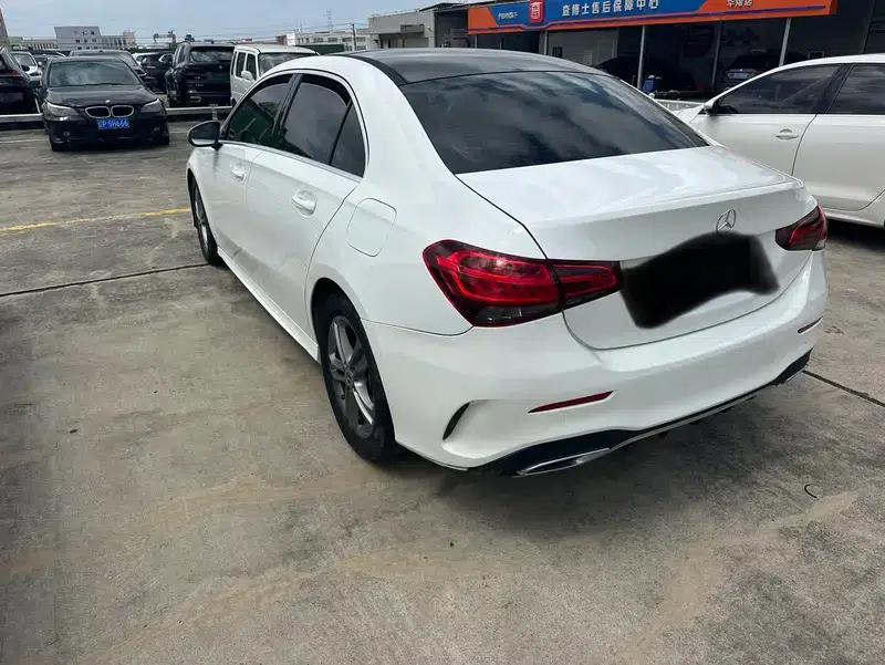 2022 Mercedes-Benz A-Class A 180 L — миниатюра 4