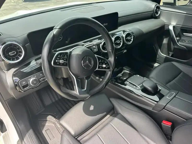 2022 Mercedes-Benz A-Class A 180 L — миниатюра 7