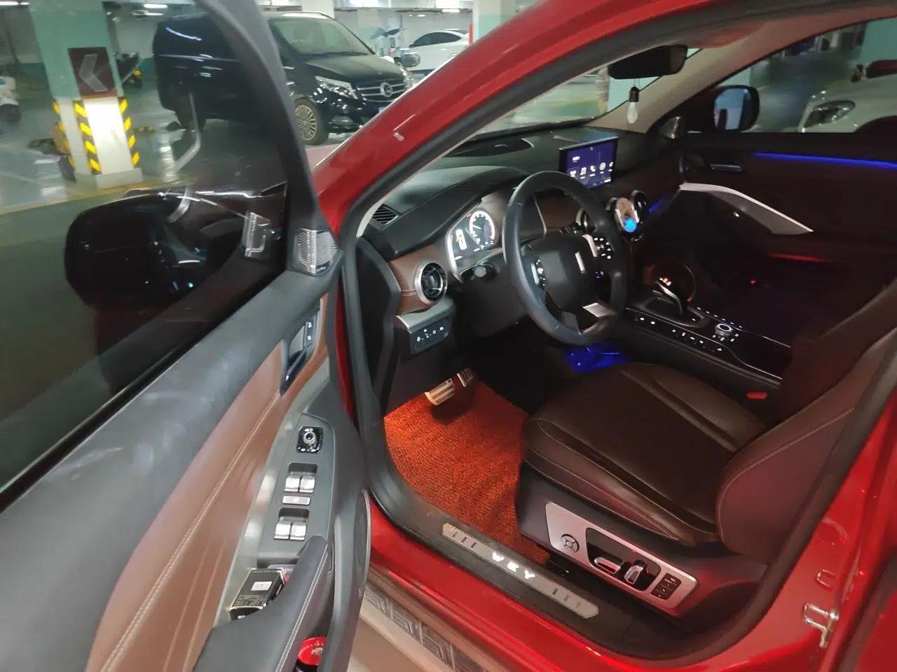 Wey VV6 2018 2.0T Two-Wheel Drive Flagship Version China V Standard — миниатюра 16