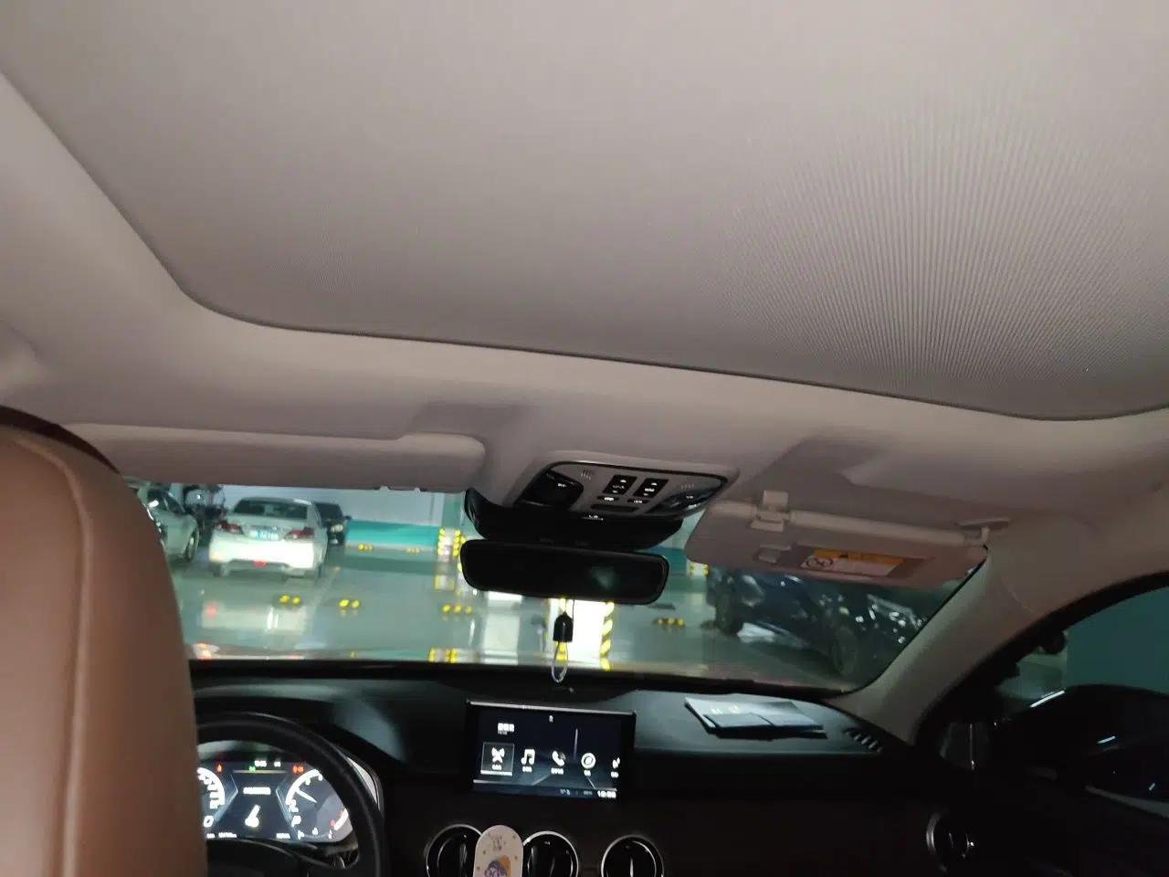 Wey VV6 2018 2.0T Two-Wheel Drive Flagship Version China V Standard — миниатюра 18