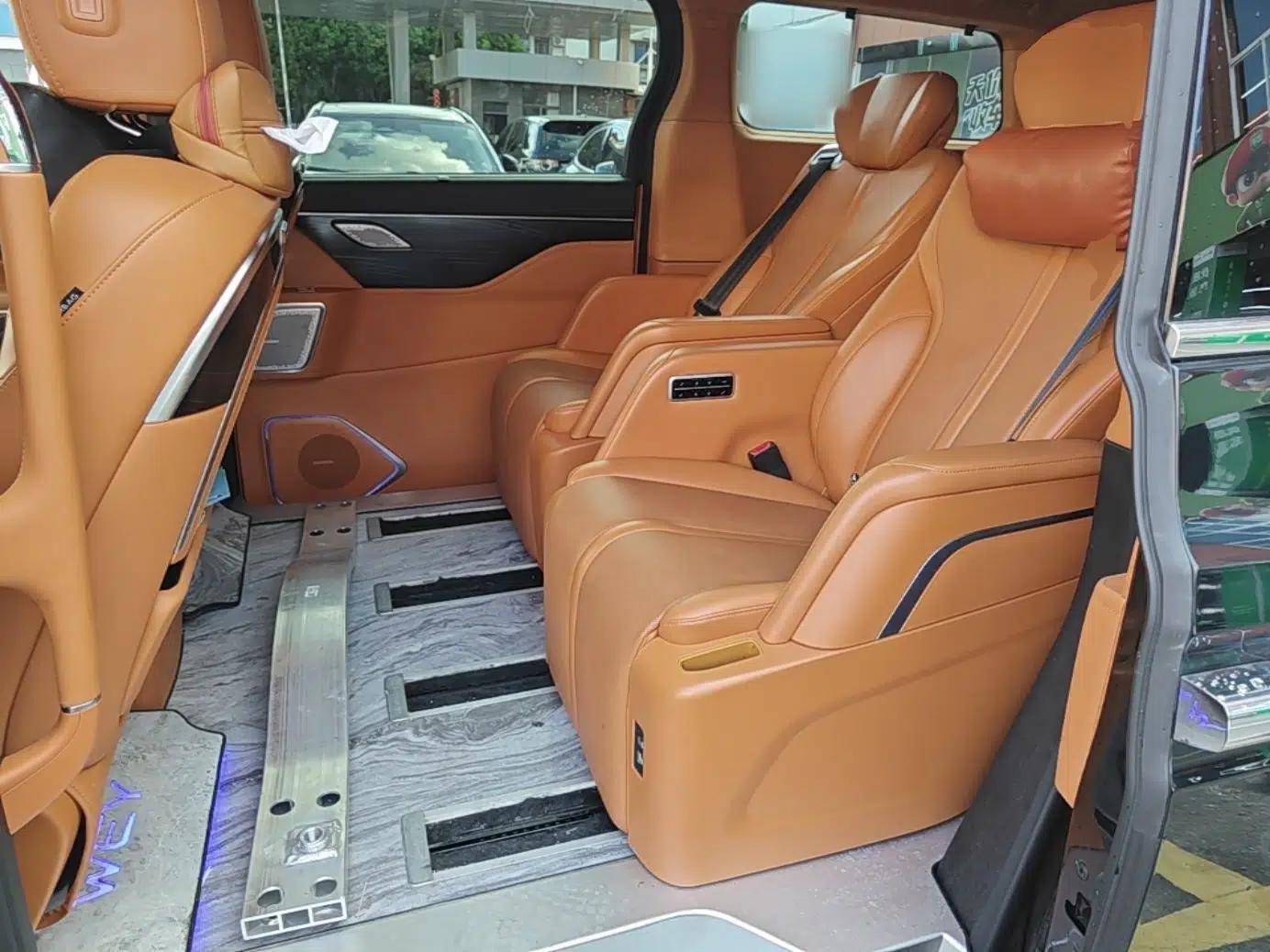 Wey Gaoshan 2023 Four-Wheel-Drive Executive Extended Version — миниатюра 20