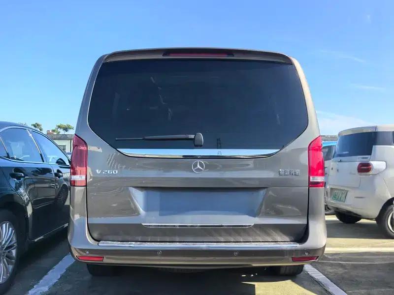 Mercedes-Benz V-Class 2018 V 260 Premium Edition (China VI Emission Standard) — миниатюра 3