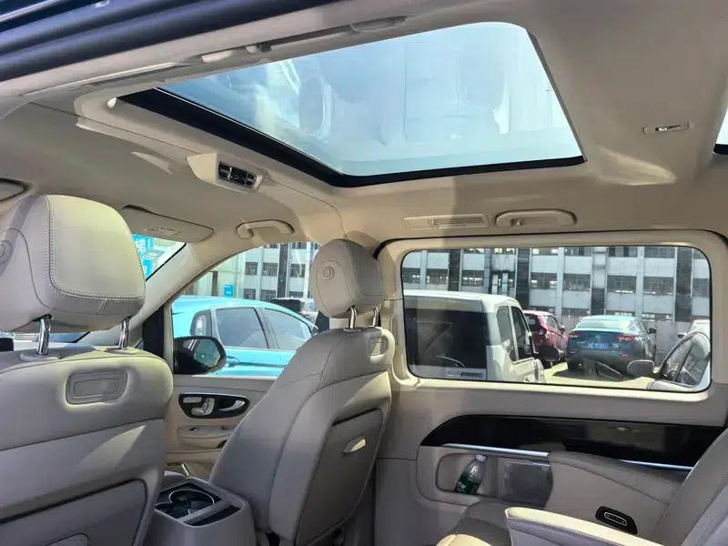 Mercedes-Benz V-Class 2018 V 260 Premium Edition (China VI Emission Standard) — миниатюра 8