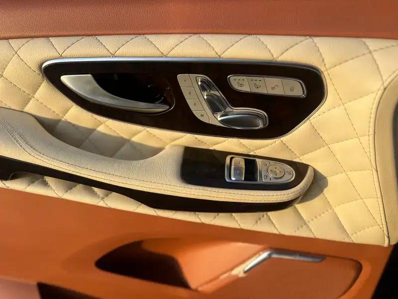 Mercedes-Benz V-Class 2017 V 260 L Premium Extended Edition — миниатюра 13
