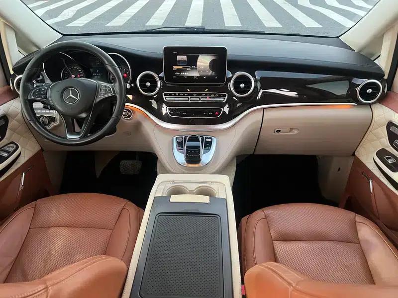 Mercedes-Benz V-Class 2017 V 260 L Premium Extended Edition — миниатюра 21