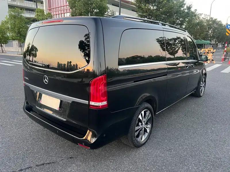 Mercedes-Benz V-Class 2017 V 260 L Premium Extended Edition — миниатюра 7