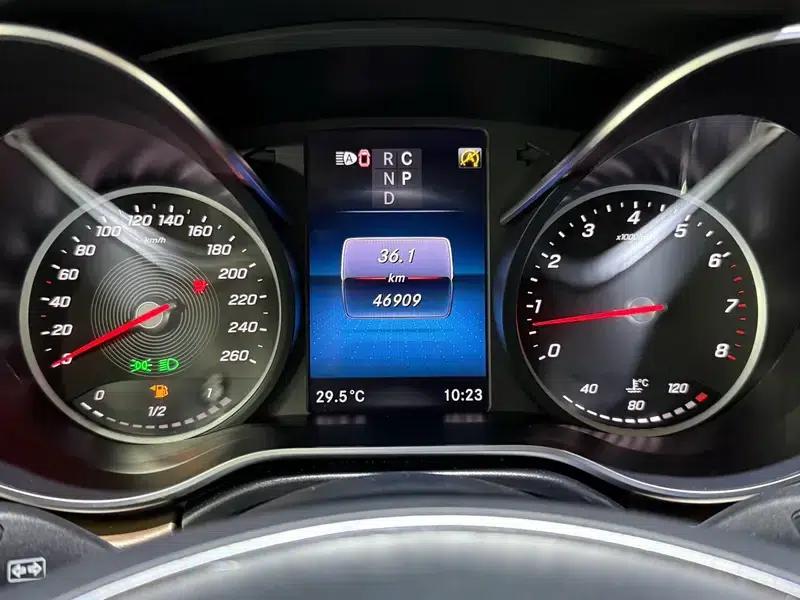 Mercedes-Benz V-Class 2021 V 260 Premium Edition — миниатюра 13