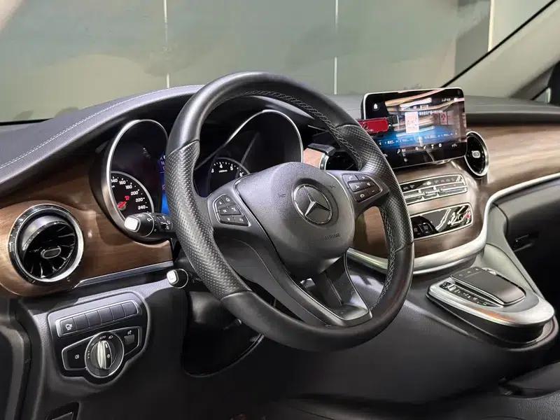 Mercedes-Benz V-Class 2021 V 260 Premium Edition — миниатюра 14