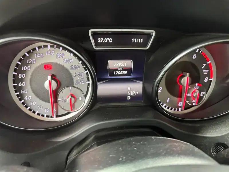 2015 Mercedes-Benz GLA 220 4MATIC Luxury — миниатюра 12
