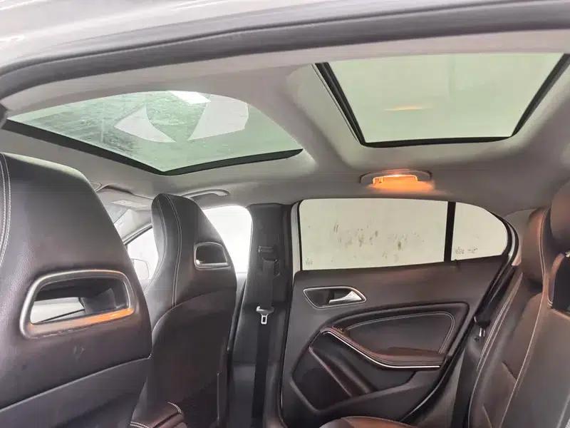 2015 Mercedes-Benz GLA 220 4MATIC Luxury — миниатюра 16