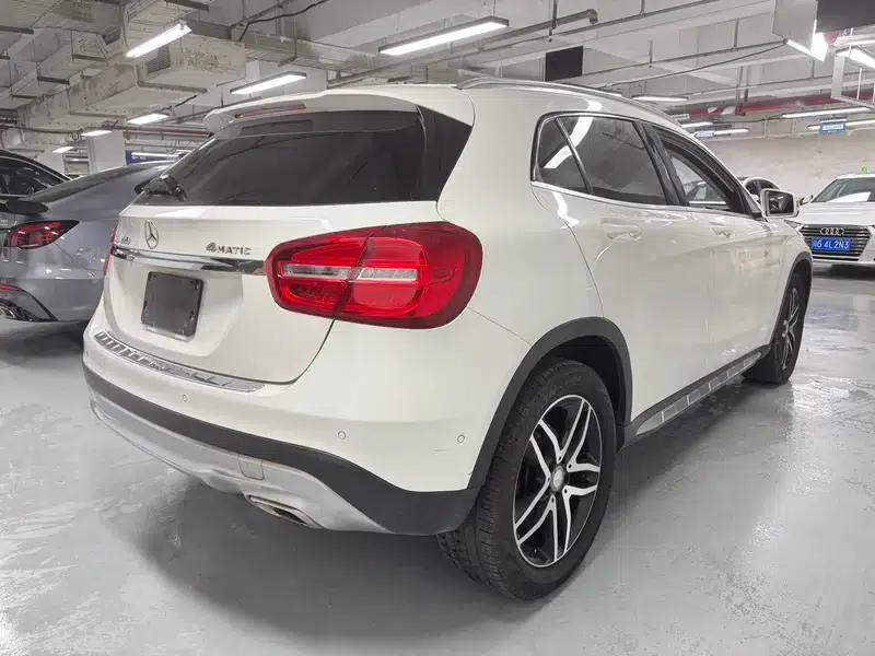 2015 Mercedes-Benz GLA 220 4MATIC Luxury — миниатюра 5