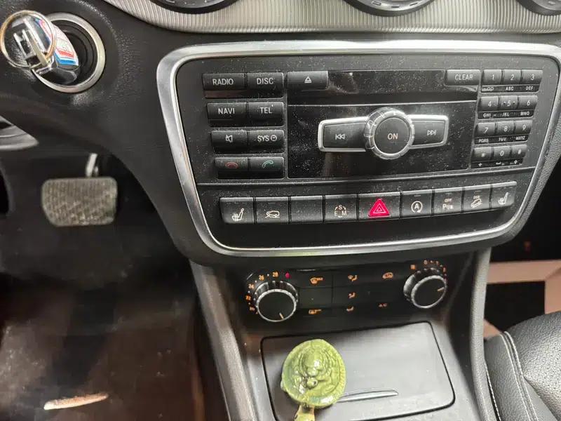 2015 Mercedes-Benz GLA 220 4MATIC Luxury — миниатюра 8