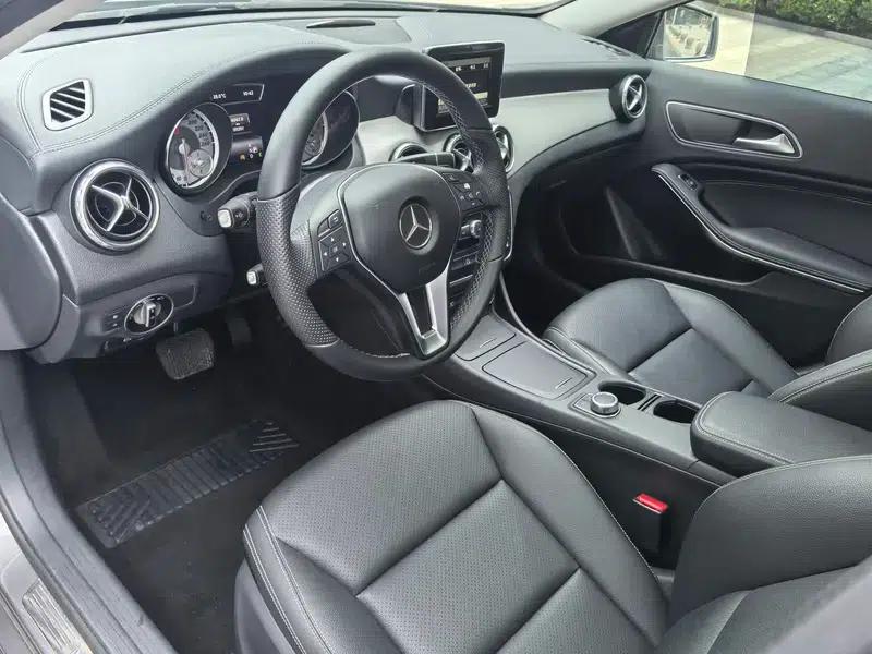 2015 Mercedes-Benz GLA 220 4MATIC Luxury — миниатюра 19