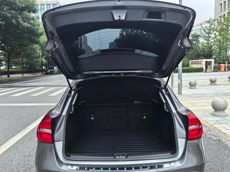 2015 Mercedes-Benz GLA 220 4MATIC Luxury — миниатюра 24