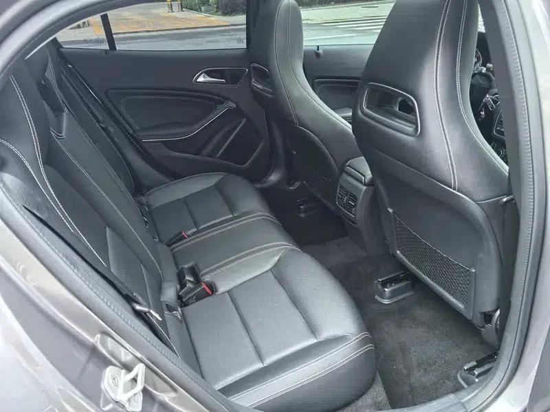 2015 Mercedes-Benz GLA 220 4MATIC Luxury — миниатюра 25