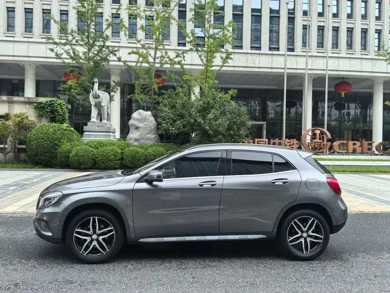 2015 Mercedes-Benz GLA 220 4MATIC Luxury — миниатюра 4