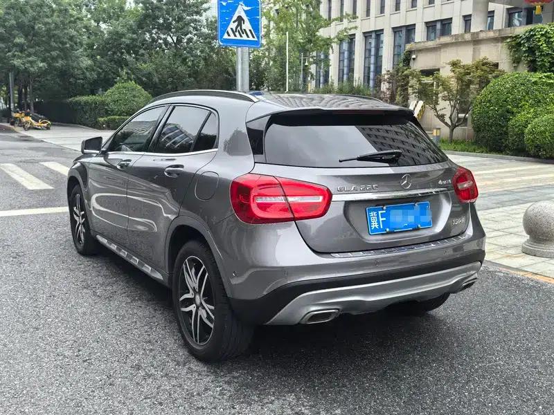 2015 Mercedes-Benz GLA 220 4MATIC Luxury — миниатюра 5