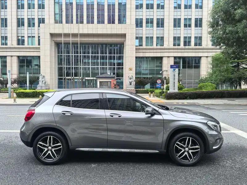 2015 Mercedes-Benz GLA 220 4MATIC Luxury — миниатюра 8