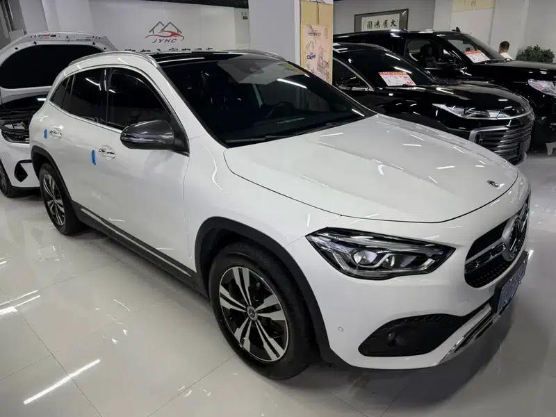 2022 Mercedes-Benz GLA 200 — миниатюра 2