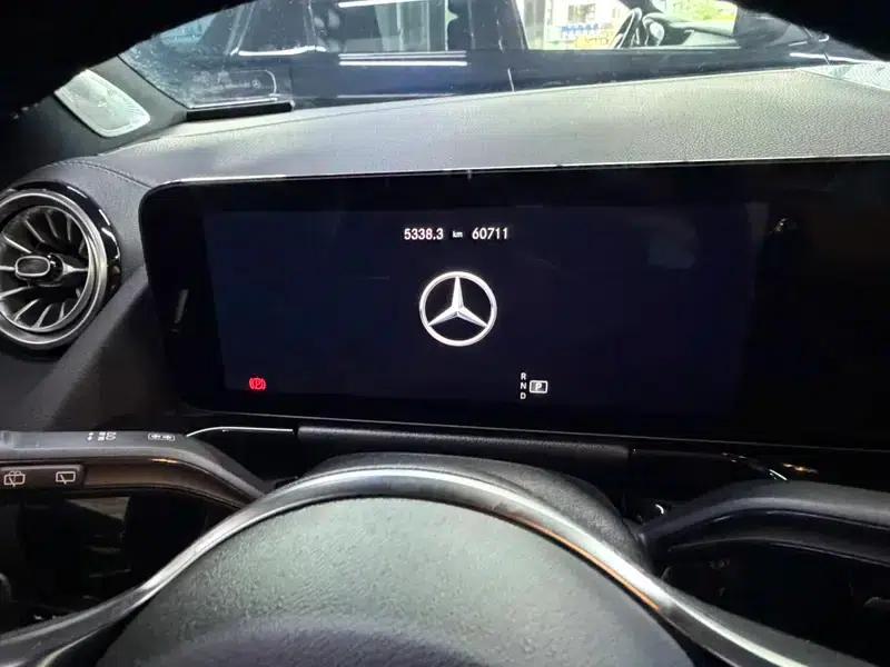 2022 Mercedes-Benz GLA 200 — миниатюра 8
