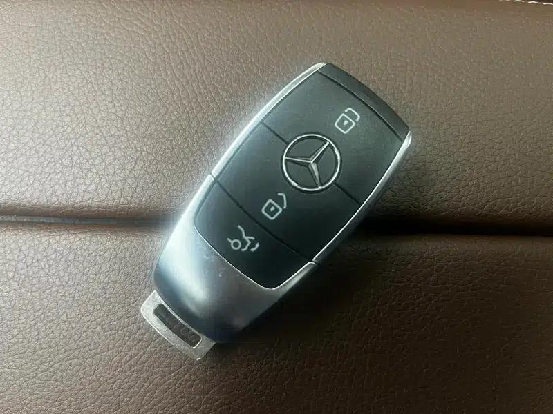 2023 Mercedes-Benz GLB 220 Dynamic — миниатюра 11