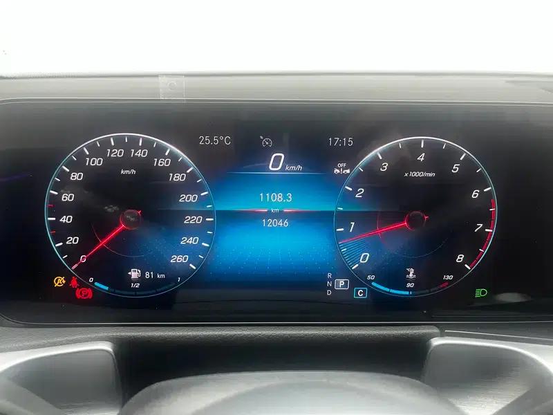 2023 Mercedes-Benz GLB 220 Dynamic — миниатюра 15