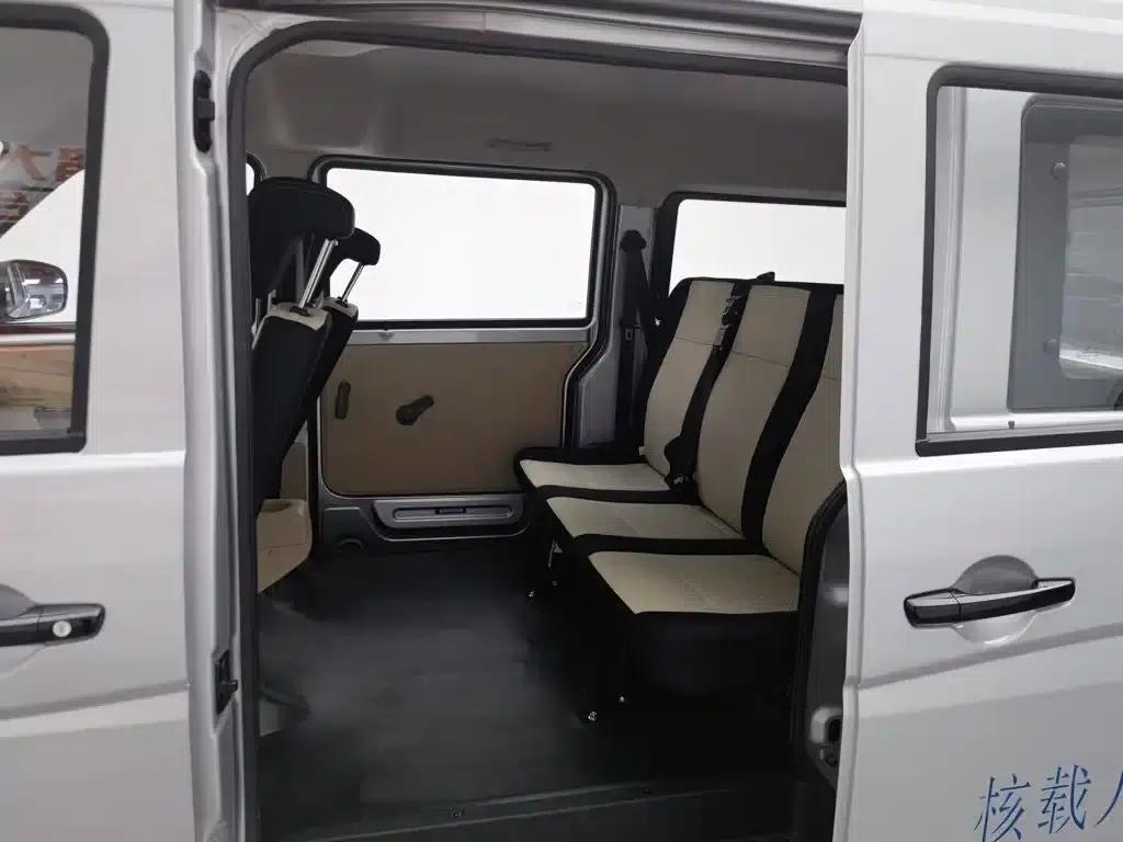 Crossstar V3 2023 1.3L Gasoline Standard 5-Seater Bus — миниатюра 15