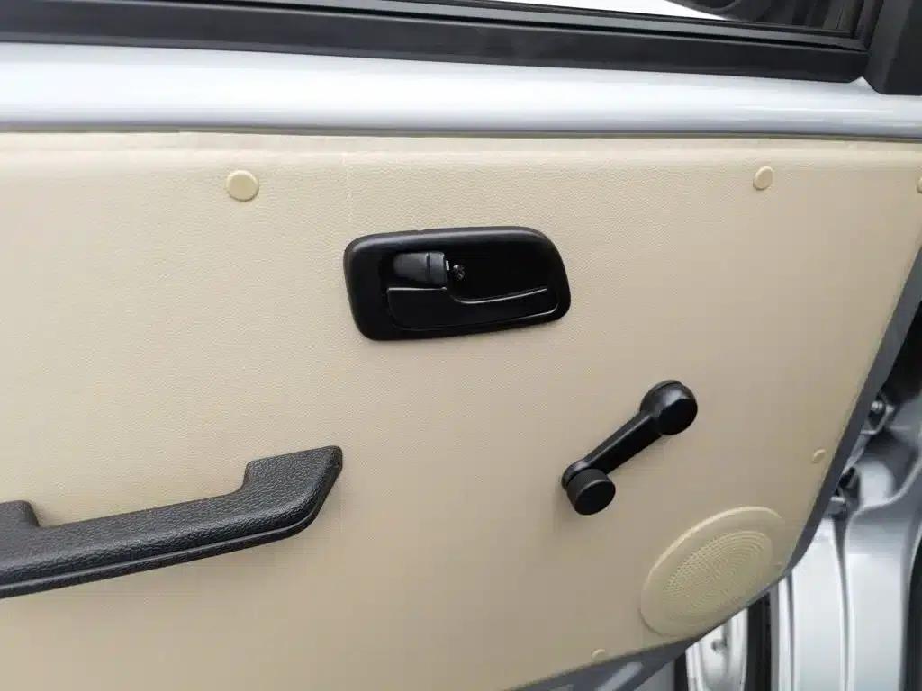 Crossstar V3 2023 1.3L Gasoline Standard 5-Seater Bus — миниатюра 9