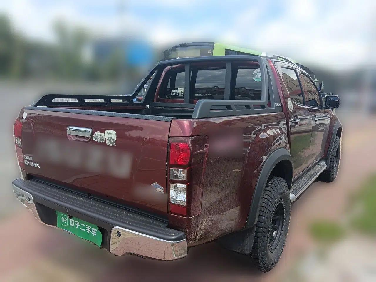 Isuzu D-MAX 2018 3.0T Four-Wheel Drive Manual Base Version 4JJ1-TC HI — миниатюра 6