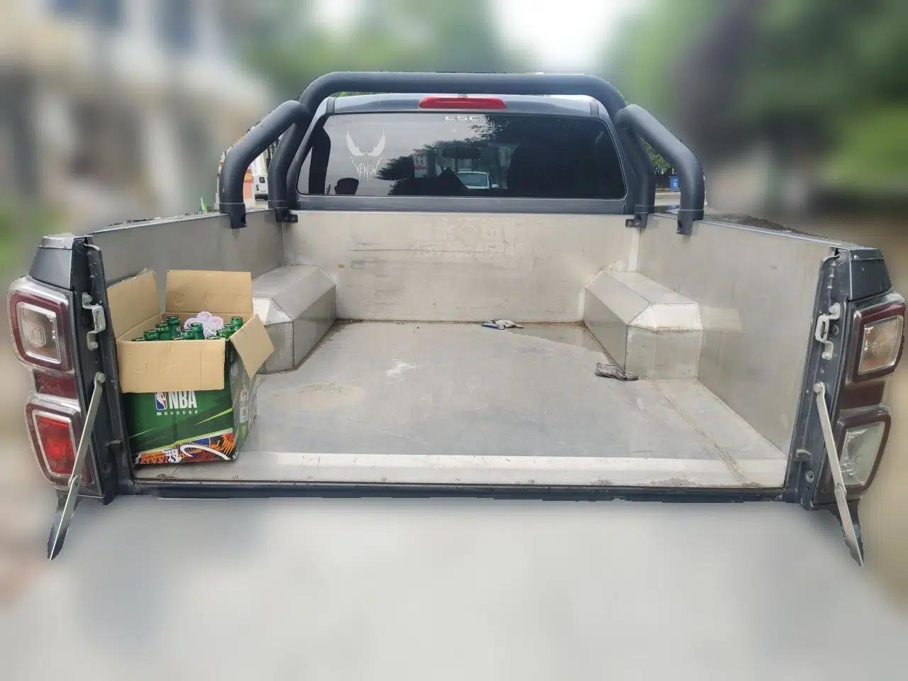 Isuzu D-MAX 2023 2.5T Automatic 4x4 Diesel Flagship Version Standard Wheelbase — миниатюра 19