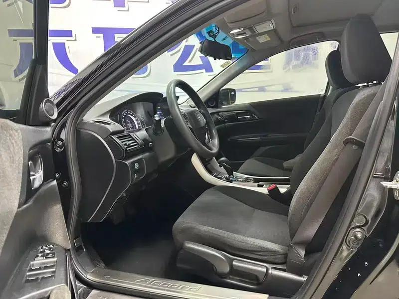 2016 Honda Accord 2.0L Comfort Edition — миниатюра 15