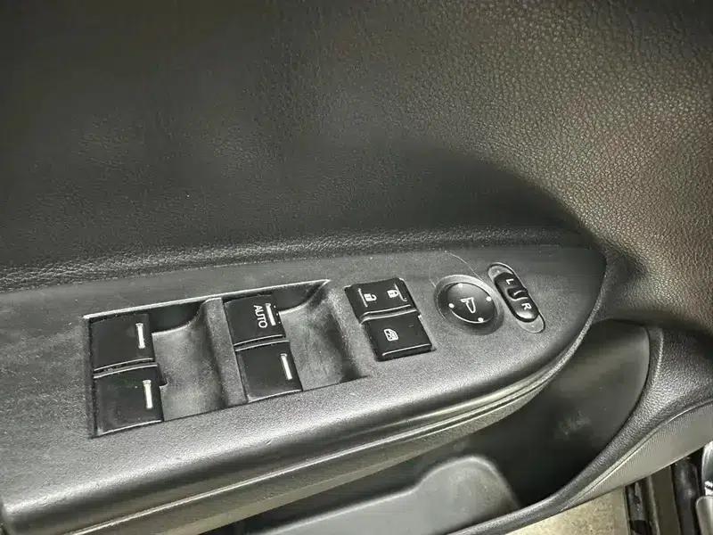 2016 Honda Accord 2.0L Comfort Edition — миниатюра 17