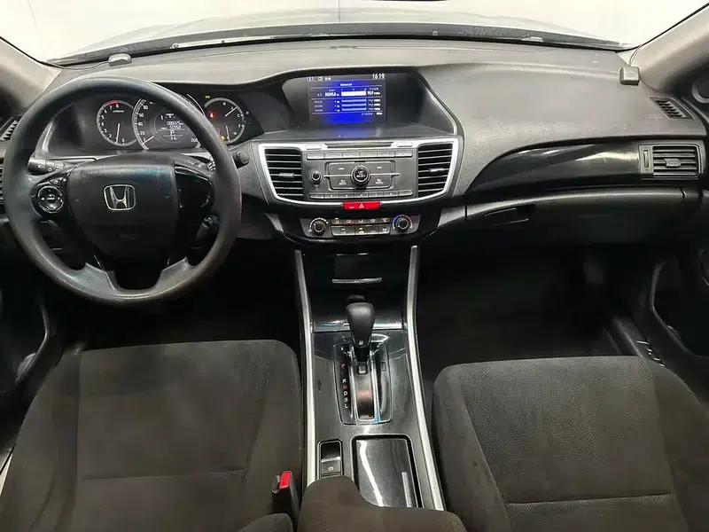 2016 Honda Accord 2.0L Comfort Edition — миниатюра 10