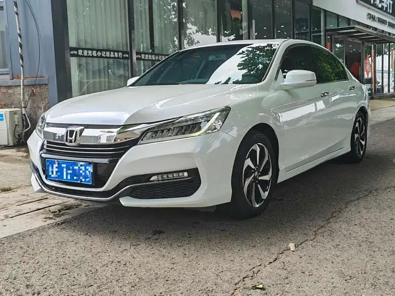 2016 Honda Accord 2.4L Comfort Edition — миниатюра 1