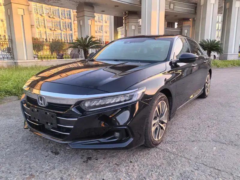 2022 Honda Accord Hybrid 2.0L Phantom Night Edition — миниатюра 1