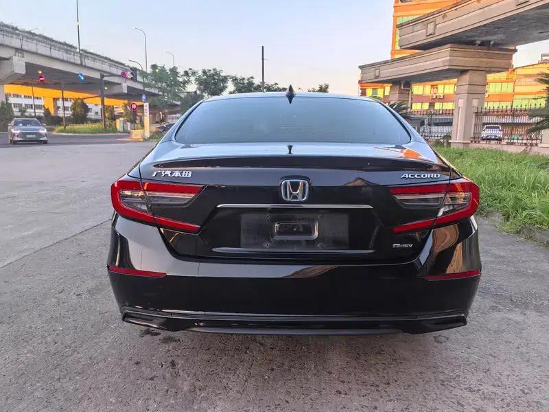 2022 Honda Accord Hybrid 2.0L Phantom Night Edition — миниатюра 5