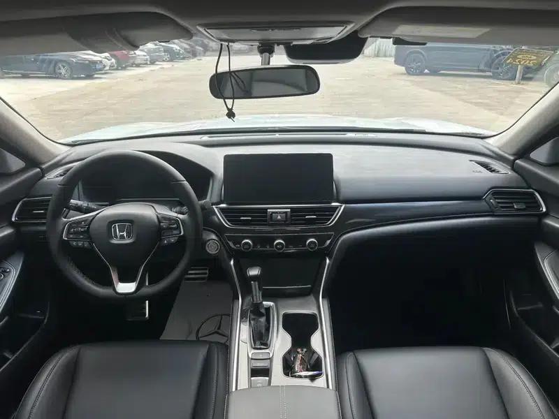 Accord 2022 260TURBO Phantom Night Premium Edition — миниатюра 7