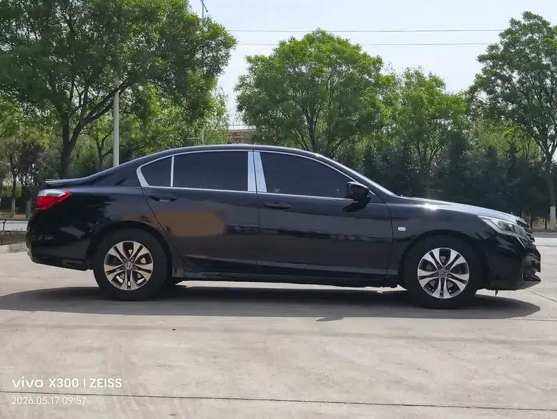 2015 Honda Accord 2.0L LX Comfort Edition — миниатюра 7