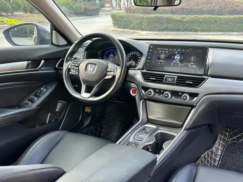 2022 Honda Accord Hybrid 2.0L Elite Edition — миниатюра 13