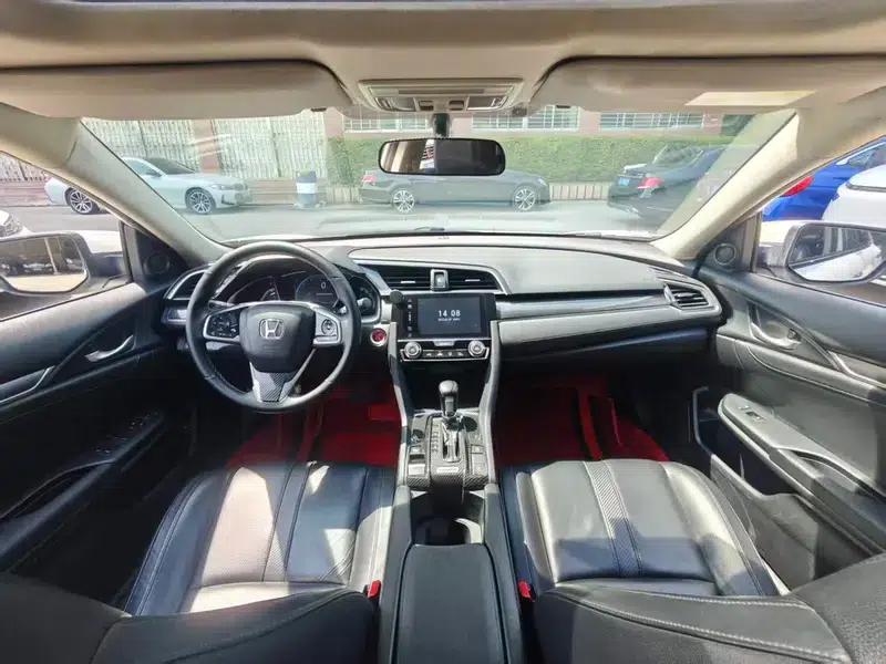 2016 Civic 220TURBO CVT Premium Edition — миниатюра 11