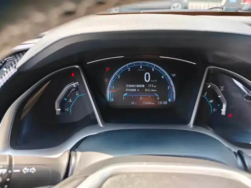 2016 Civic 220TURBO CVT Premium Edition — миниатюра 13