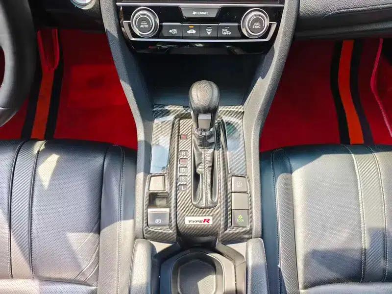 2016 Civic 220TURBO CVT Premium Edition — миниатюра 15