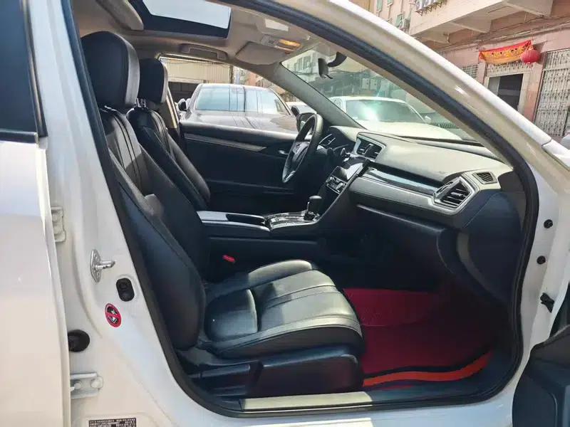 2016 Civic 220TURBO CVT Premium Edition — миниатюра 8
