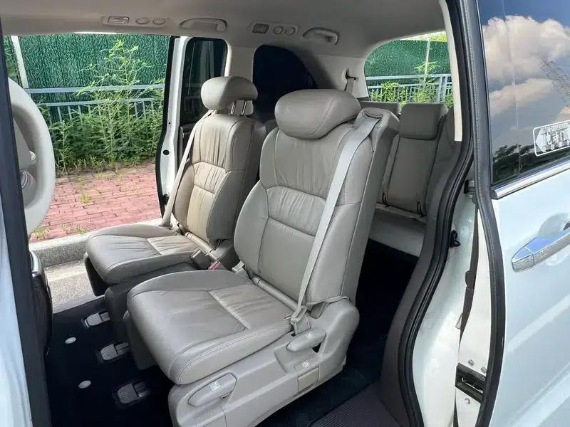 2015 Odyssey 2.4L Luxury Edition — миниатюра 15