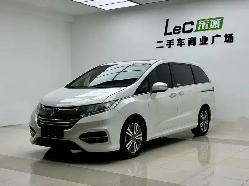 2018 Odyssey 2.4L Luxury Edition — миниатюра 1